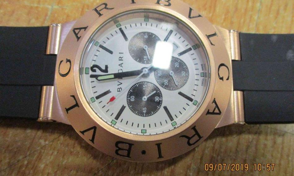 2020-1-16-1145Padělek_hodinky bvlgari.jpg